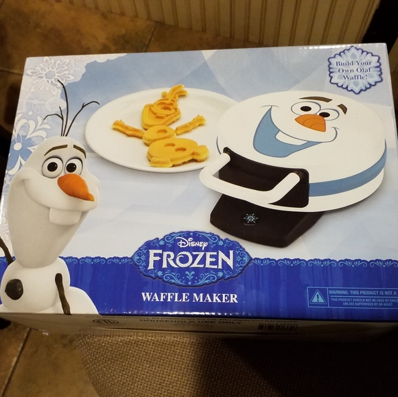 Disney Kitchen Disney Frozen Waffle Maker Olaf New Poshmark